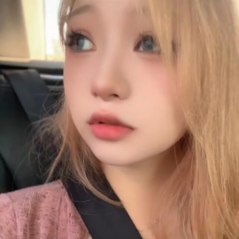 朋友介绍00后妹子